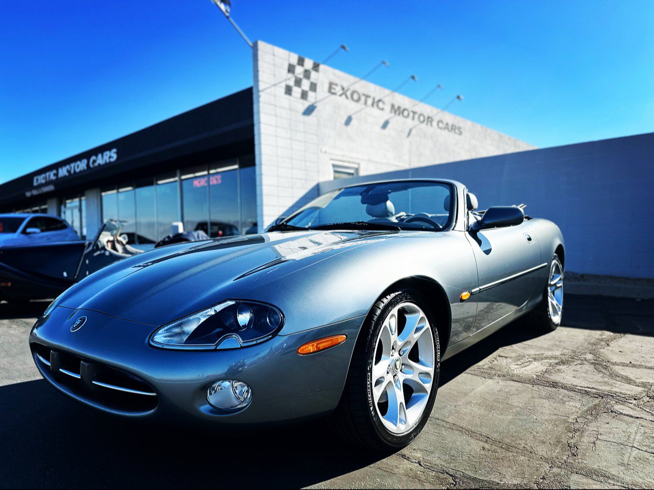 Used 2003 Jaguar XK8 Convertible image 1