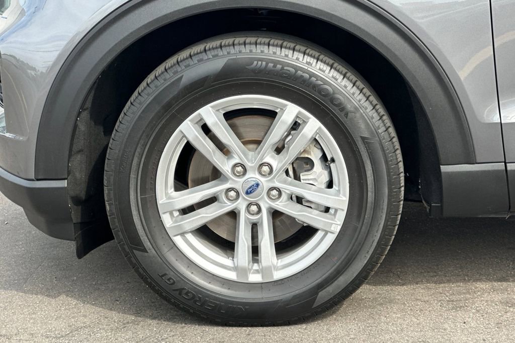 Certified 2023 Ford Explorer XLT image 30