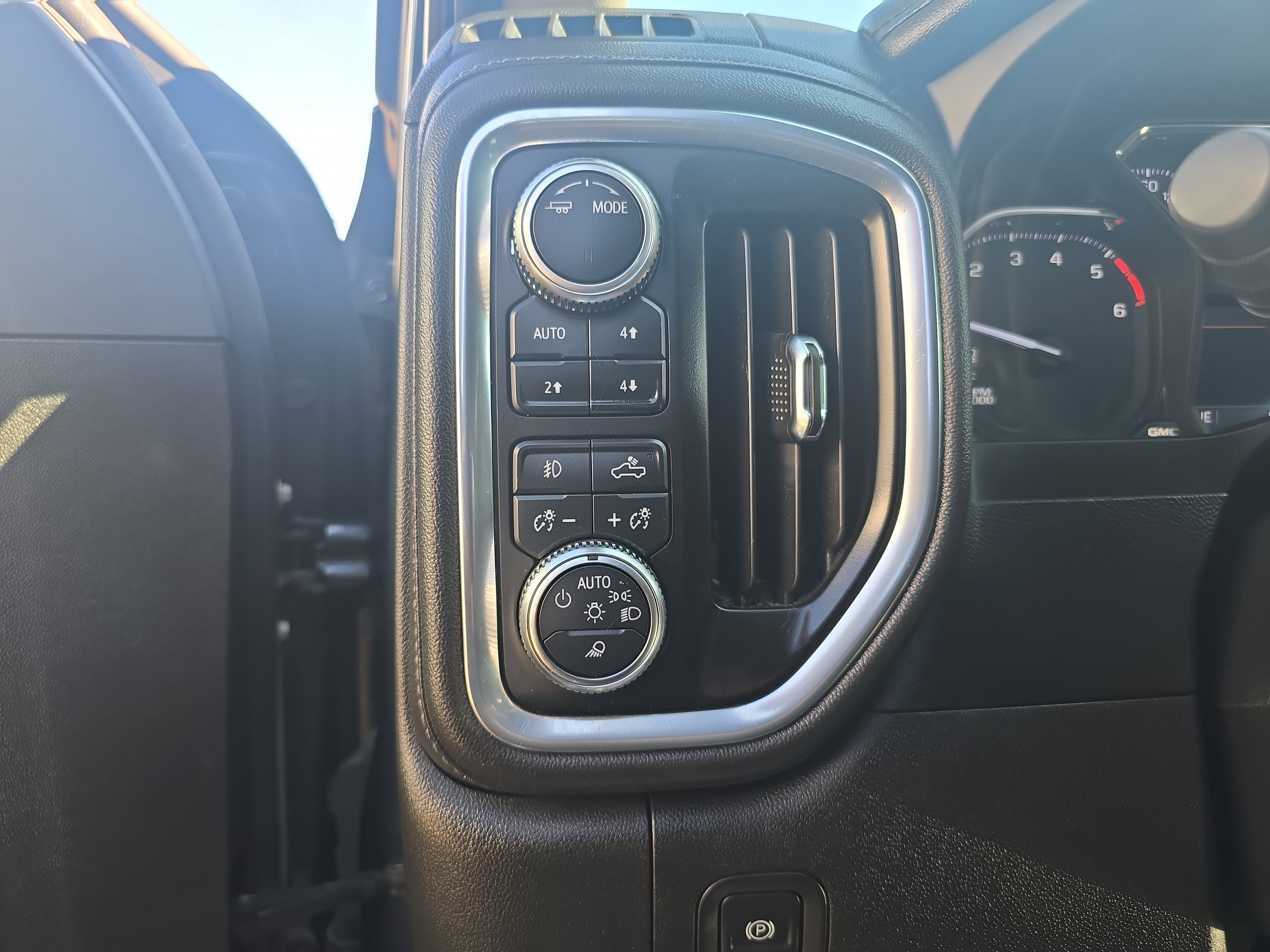 Used 2022 GMC Sierra 1500 SLT w/ SLT Premium Package image 20