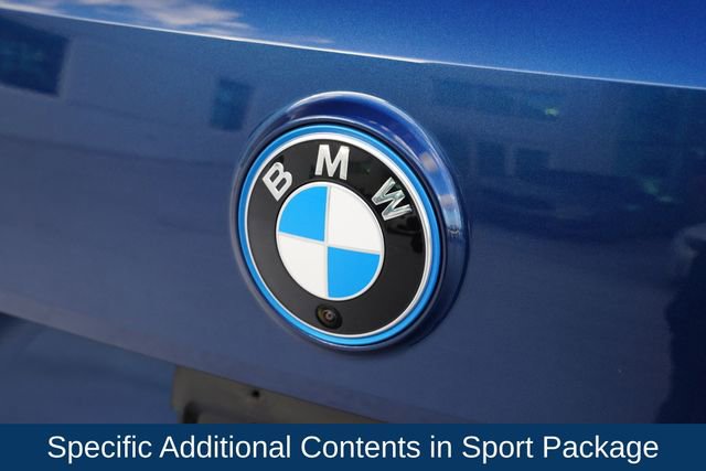Used 2023 BMW iX xDrive50 w/ Premium Package AWD/4WD image 17