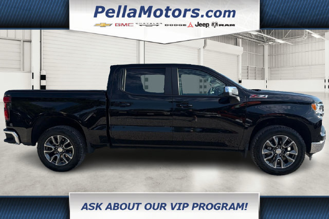 Used 2023 Chevrolet Silverado 1500 LT AWD/4WD image 2