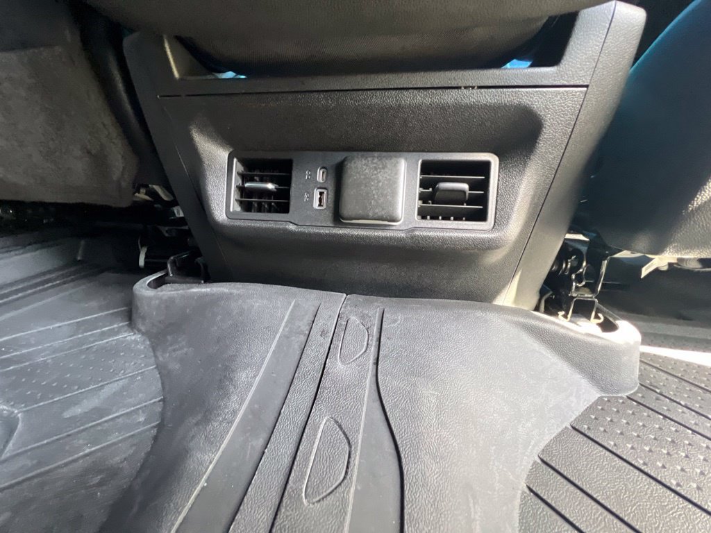 Used 2023 Chevrolet Silverado 1500 LT AWD/4WD image 24