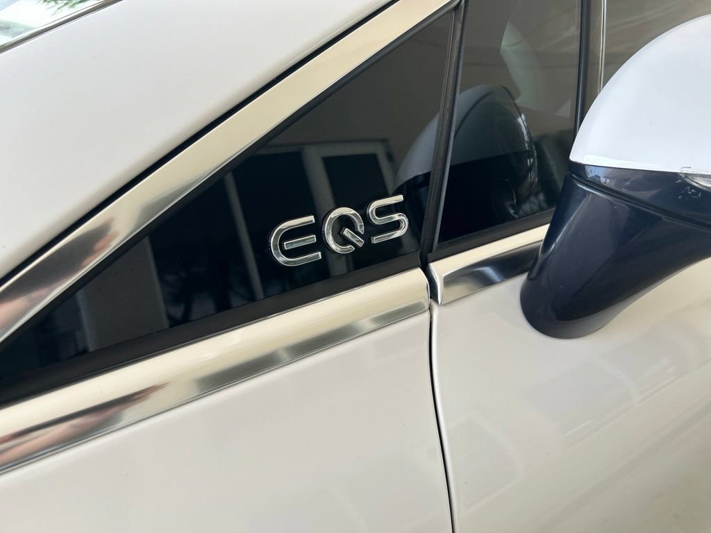 Used 2022 Mercedes-Benz EQS 450+ Sedan w/ Exclusive Trim Package image 16