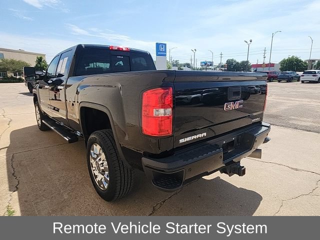 Used 2018 GMC Sierra 2500 Denali w/ Duramax Plus Package AWD/4WD image 8