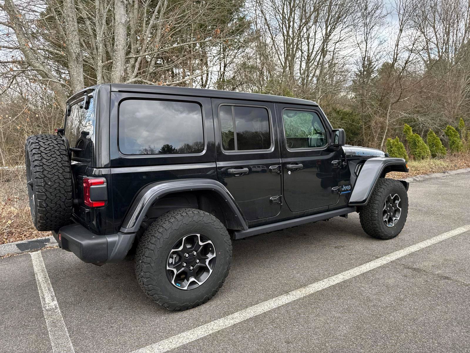 Used 2023 Jeep Wrangler Unlimited Rubicon 4xe w/ Steel Bumper Group AWD/4WD image 23