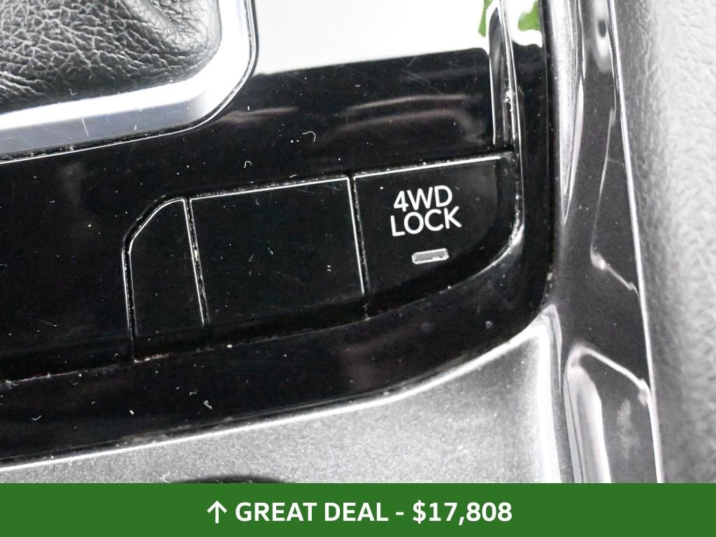 Used 2023 Jeep Compass Latitude image 32