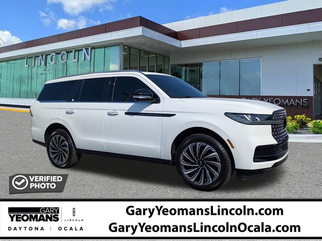 Certified 2025 Lincoln Navigator Black Label AWD/4WD image 1