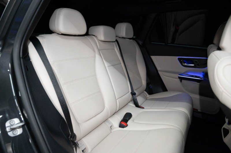 New 2026 Mercedes-Benz GLC 300 4MATIC image 14