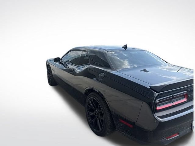 Used 2022 Dodge Challenger R/T w/ Plus Package RWD image 9