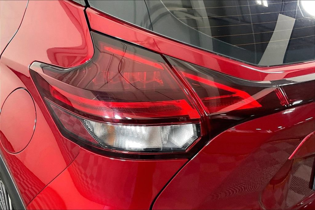 Used 2022 Nissan Kicks SV FWD image 38