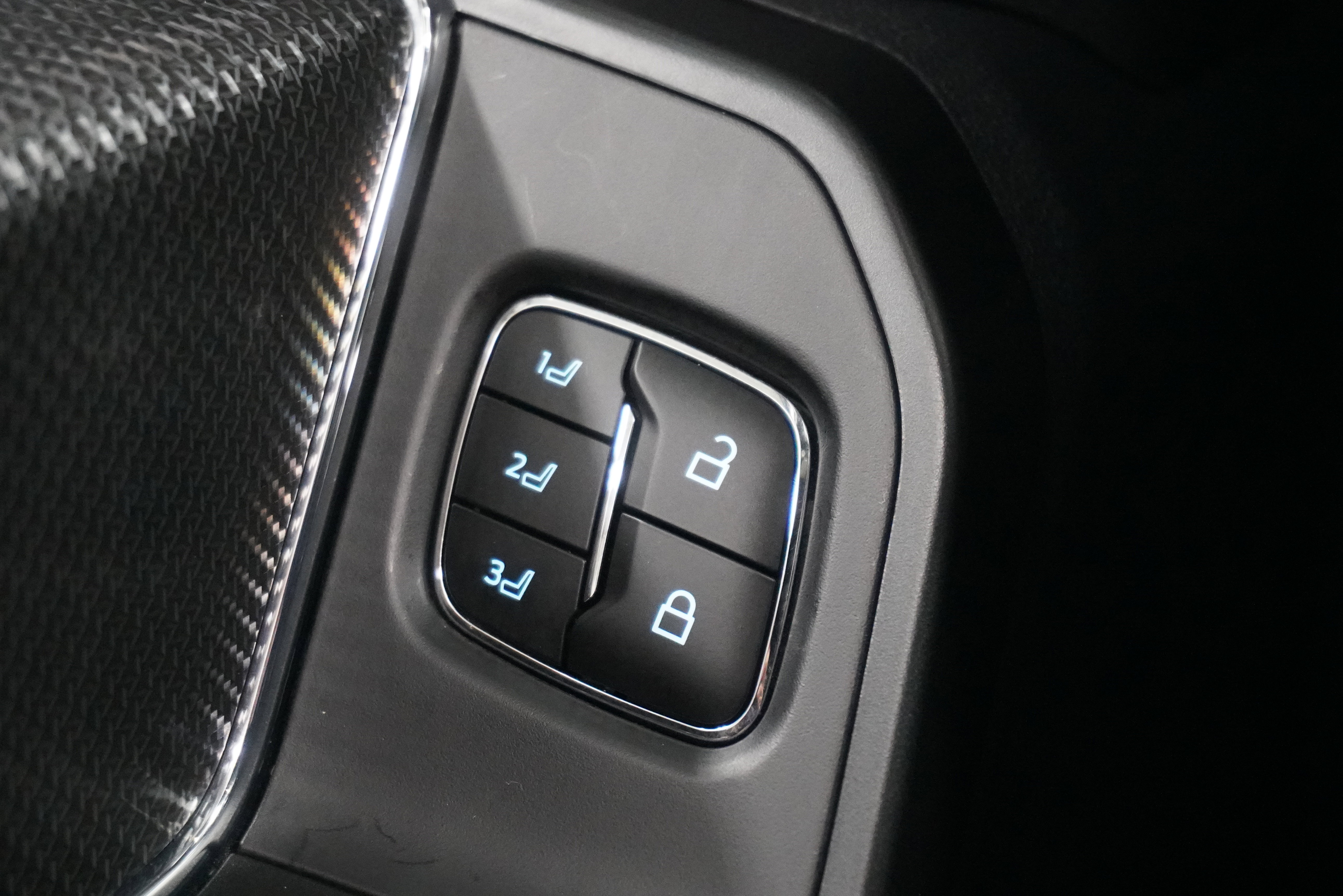 Used 2025 Ford F150 Raptor image 17