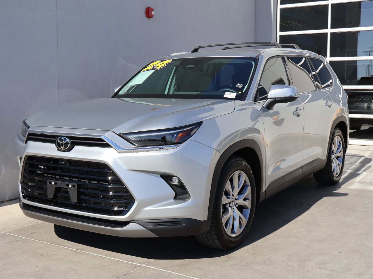 Used 2024 Toyota Grand Highlander FWD