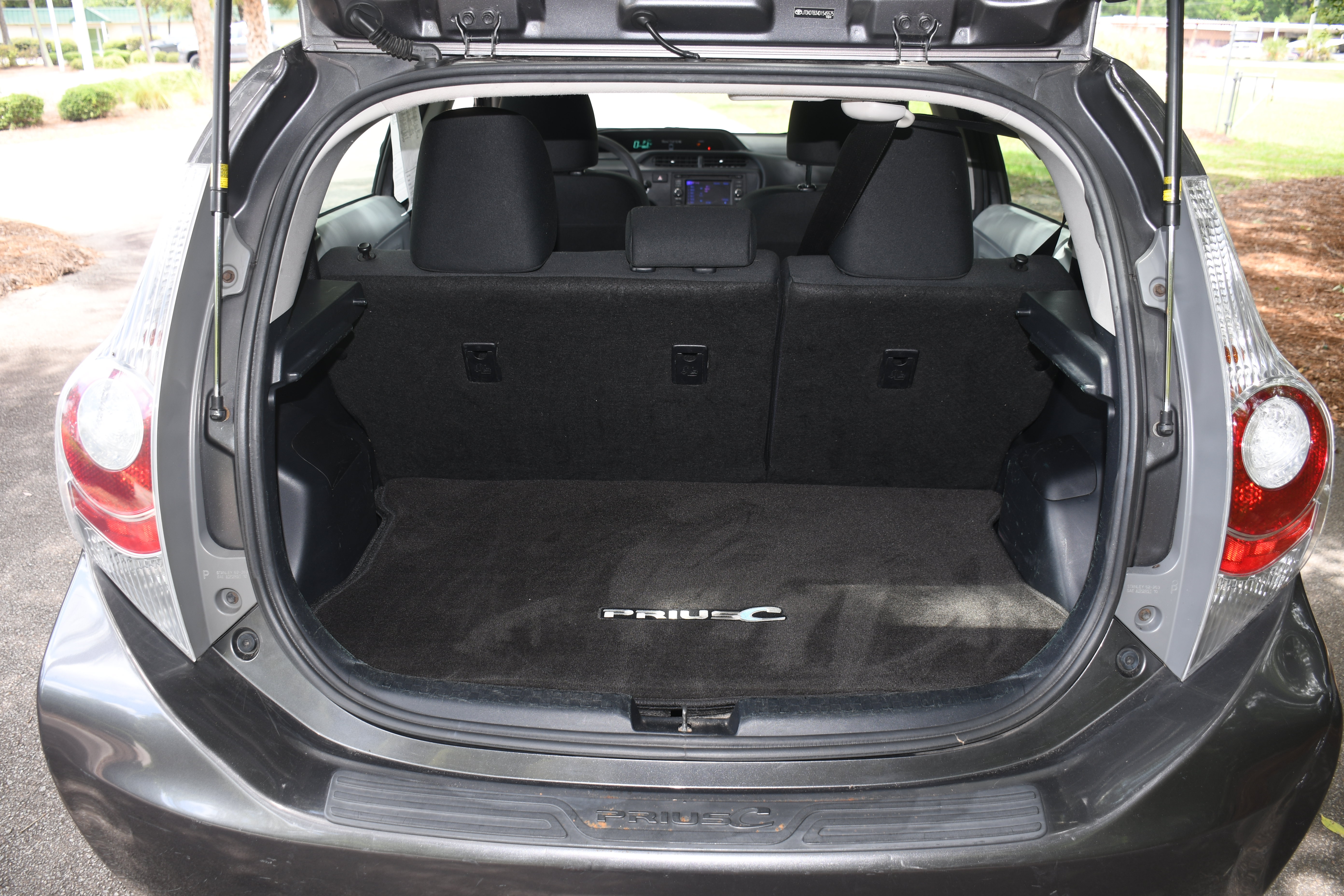 Used 2013 Toyota Prius C Three FWD image 16
