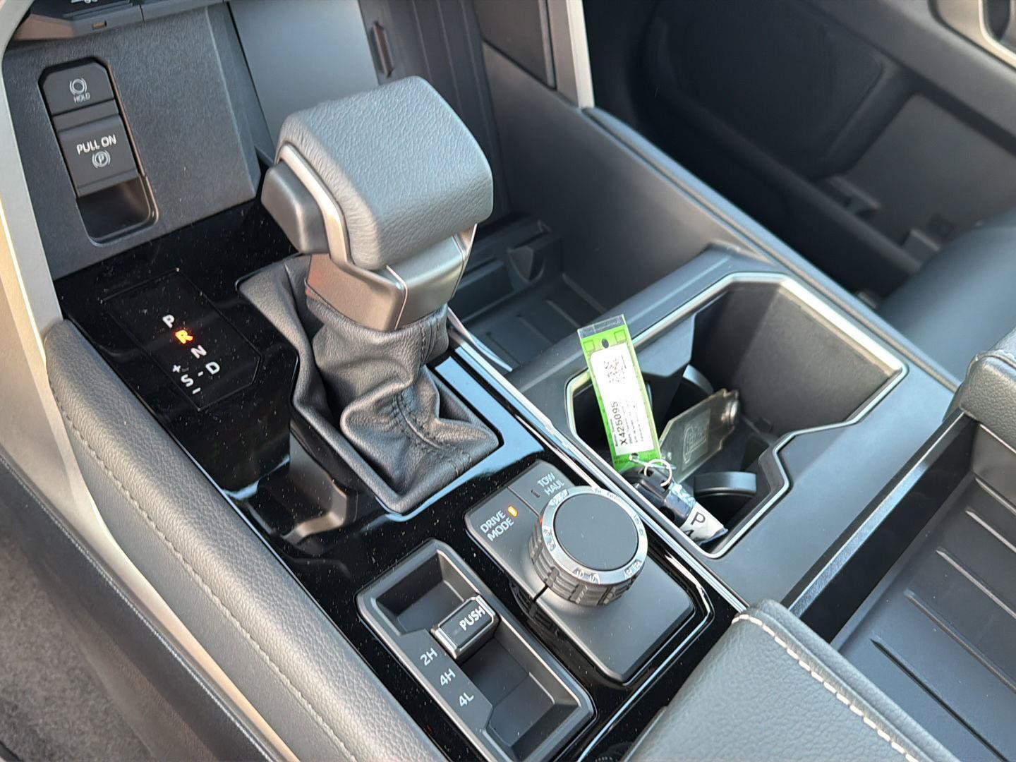 New 2026 Toyota Tundra Limited AWD/4WD image 28