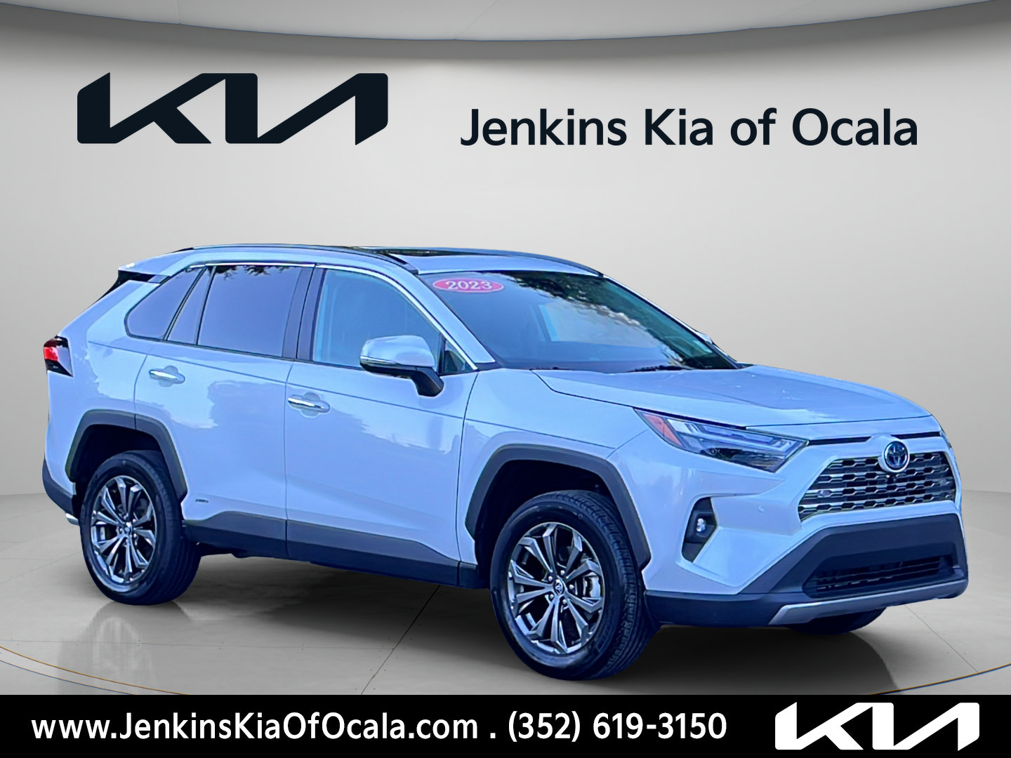 Used 2023 Toyota RAV4 Limited AWD/4WD image 1