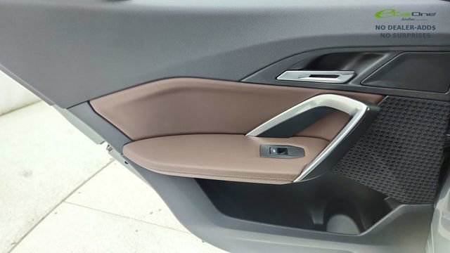 Used 2025 BMW X2 xDrive28i image 32