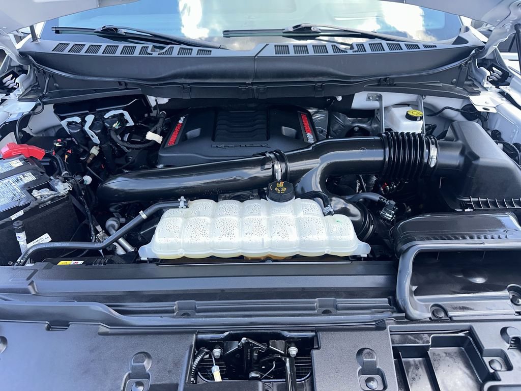 Used 2025 Ford F150 Raptor AWD/4WD image 35