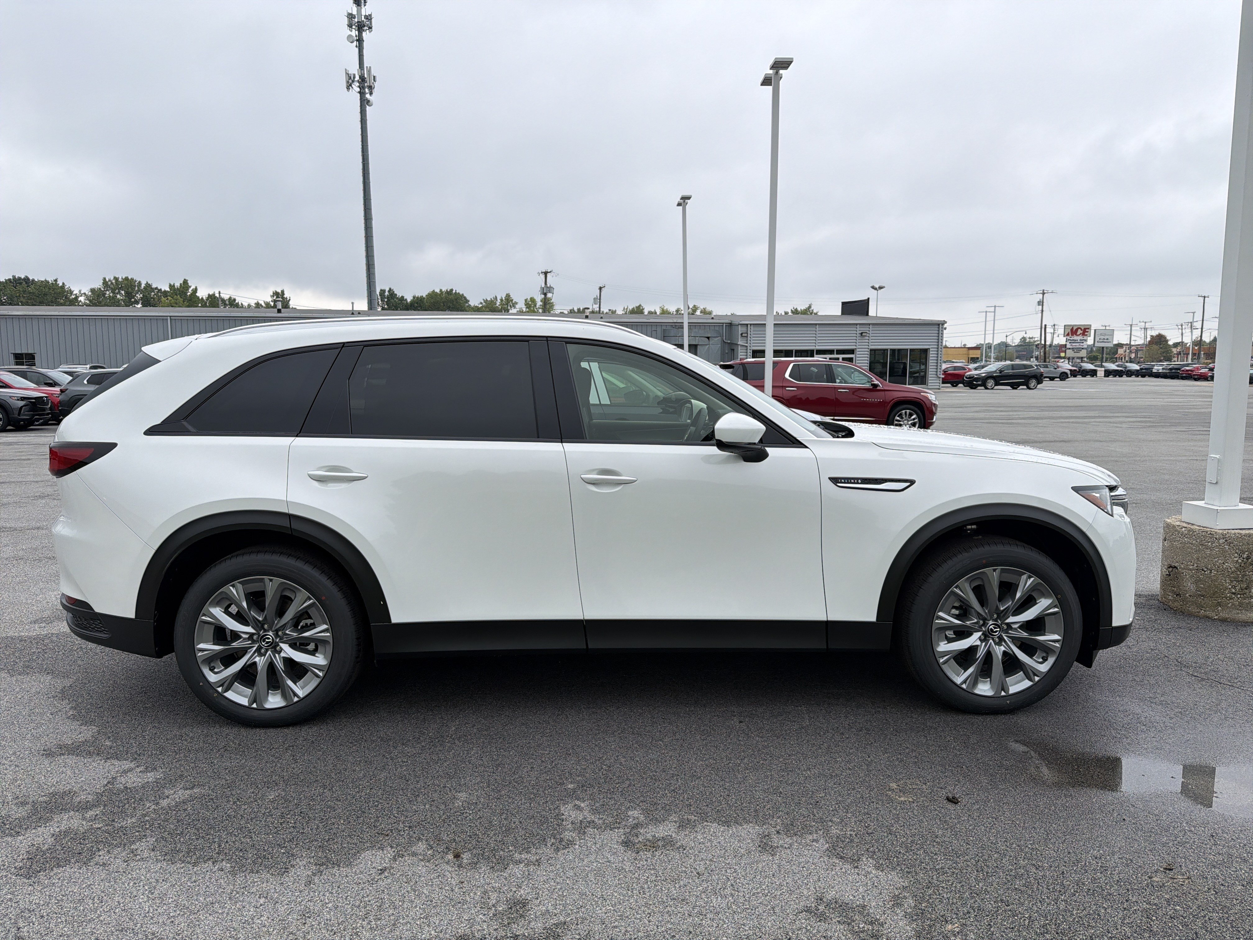 New 2026 MAZDA CX-90 3.3 Turbo w/ Preferred Package AWD/4WD image 2
