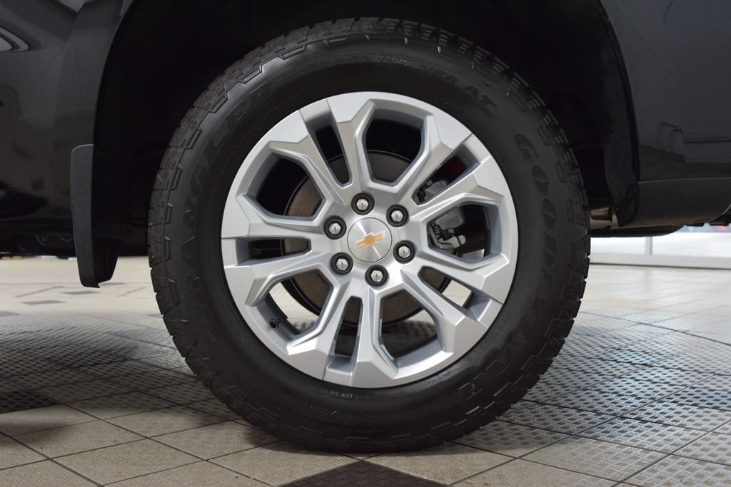 Used 2026 Chevrolet Silverado 1500 LTZ w/ LTZ Premium Package AWD/4WD image 26