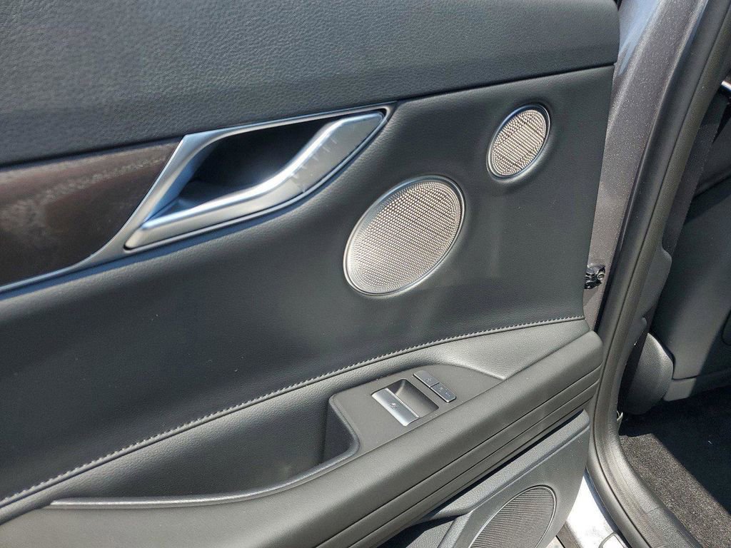 New 2023 Genesis G80 image 28