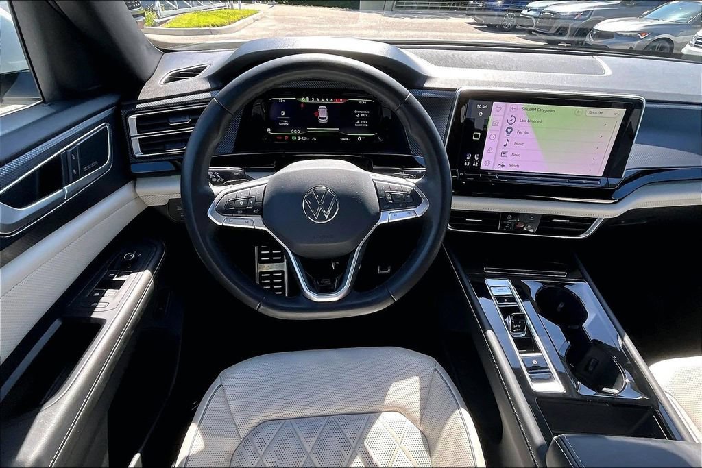 Certified 2024 Volkswagen Atlas Cross Sport SEL Premium R-Line AWD/4WD image 19
