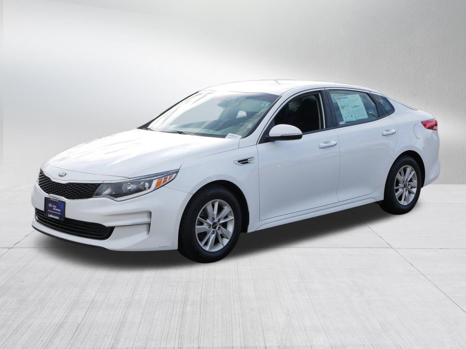 Used 2018 Kia Optima LX FWD image 3