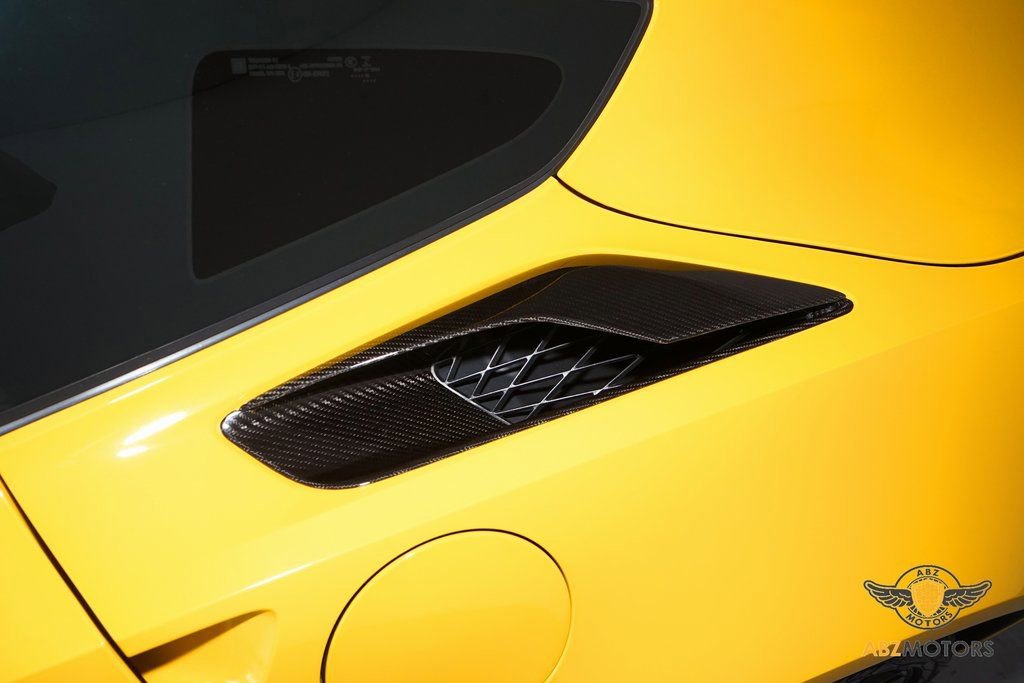 Used 2015 Chevrolet Corvette Z06 RWD image 10