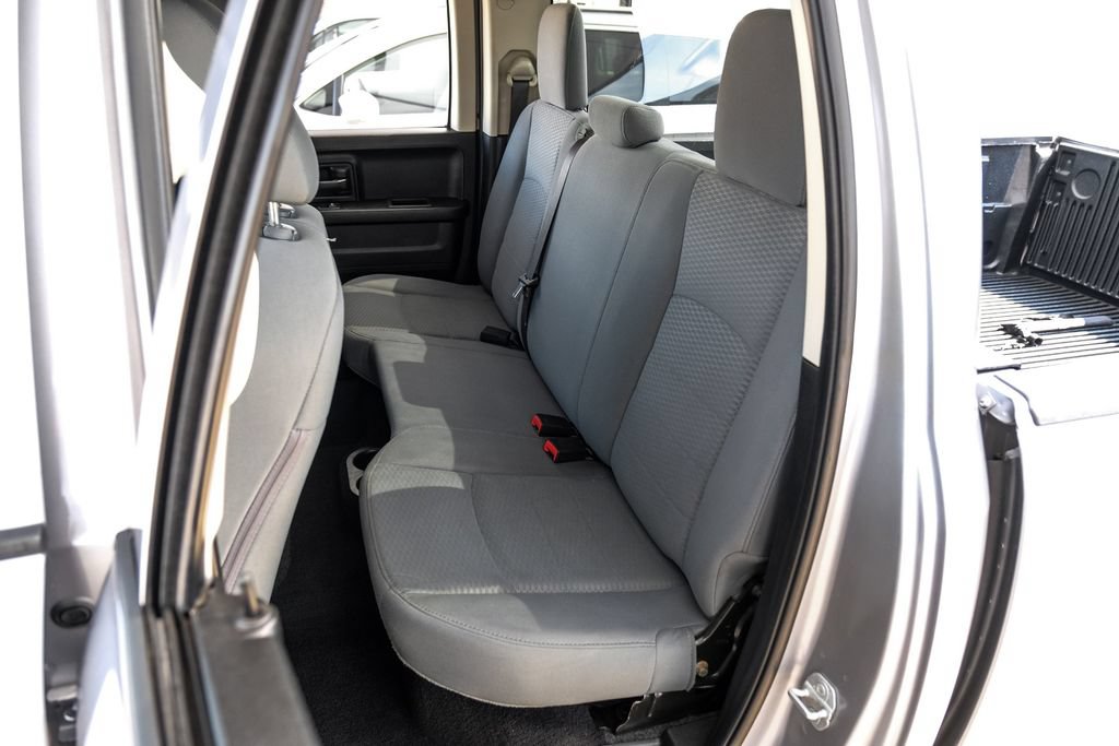 Used 2019 RAM 1500 Tradesman w/ Chrome Plus Package RWD image 31