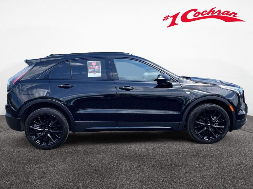 Used 2023 Cadillac XT4 Sport w/ Cold Weather Package AWD/4WD image 6