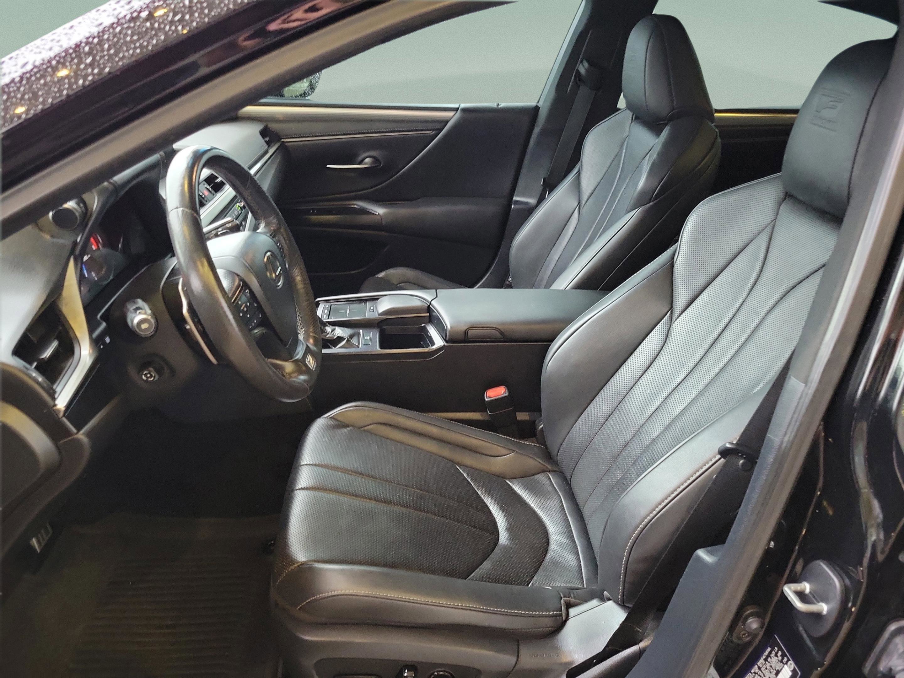 Used 2021 Lexus ES 350 F Sport image 9