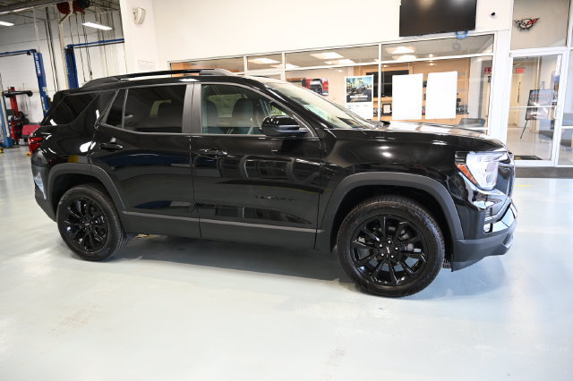 New 2027 GMC Terrain Elevation w/ Black Edition FWD image 4