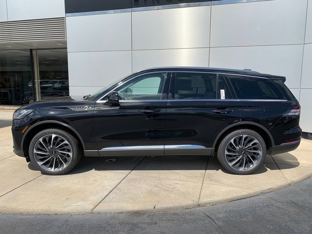 New 2026 Lincoln Aviator Reserve w/ Luxury Package AWD/4WD image 8