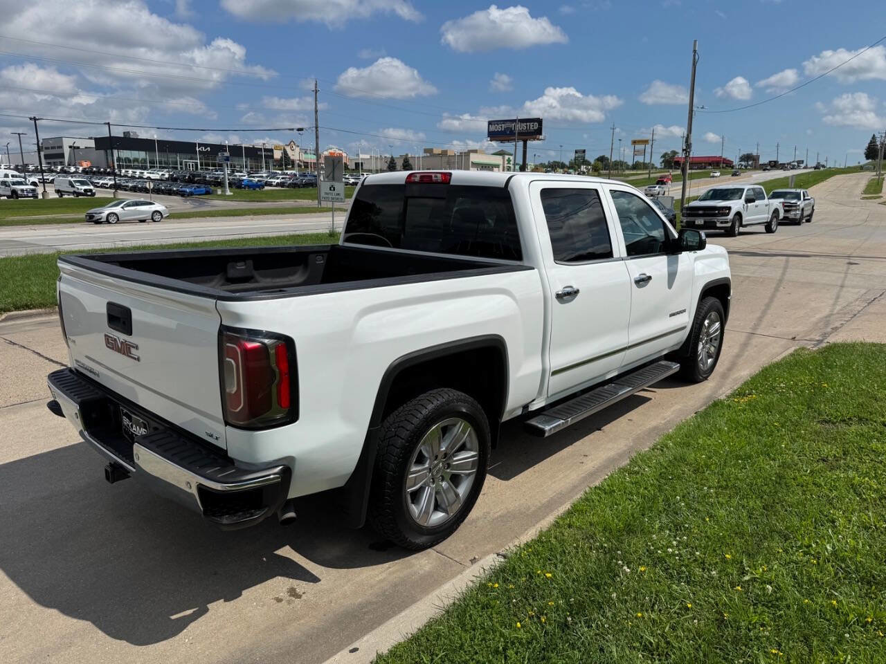 Used 2018 GMC Sierra 1500 SLT image 5