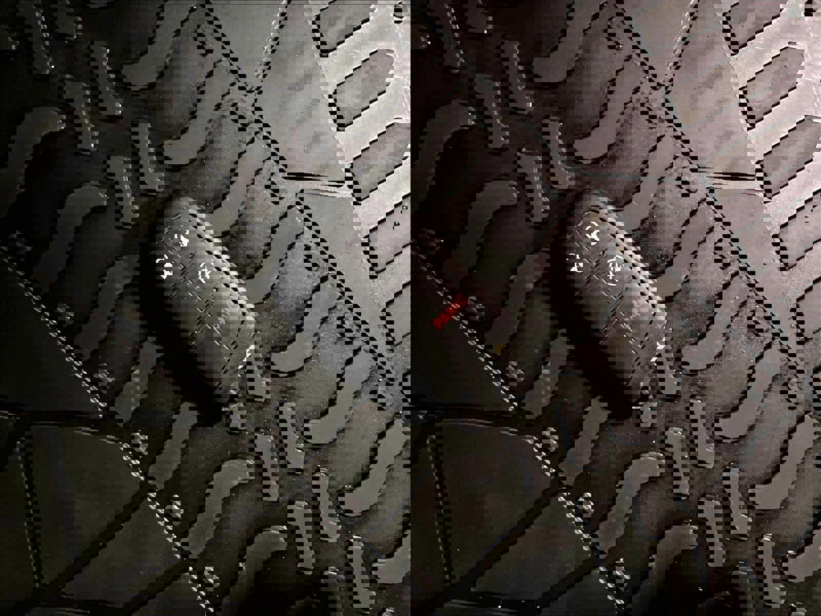 Used 2018 Jeep Compass Limited image 32