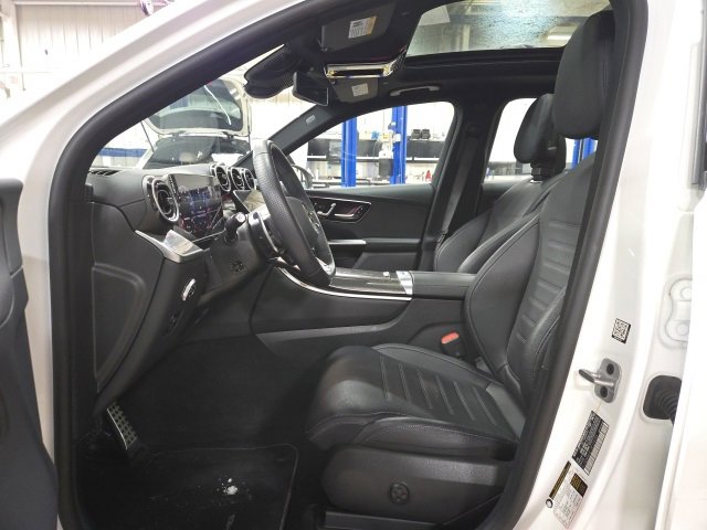 Certified 2025 Mercedes-Benz GLC 43 AMG 4MATIC image 4