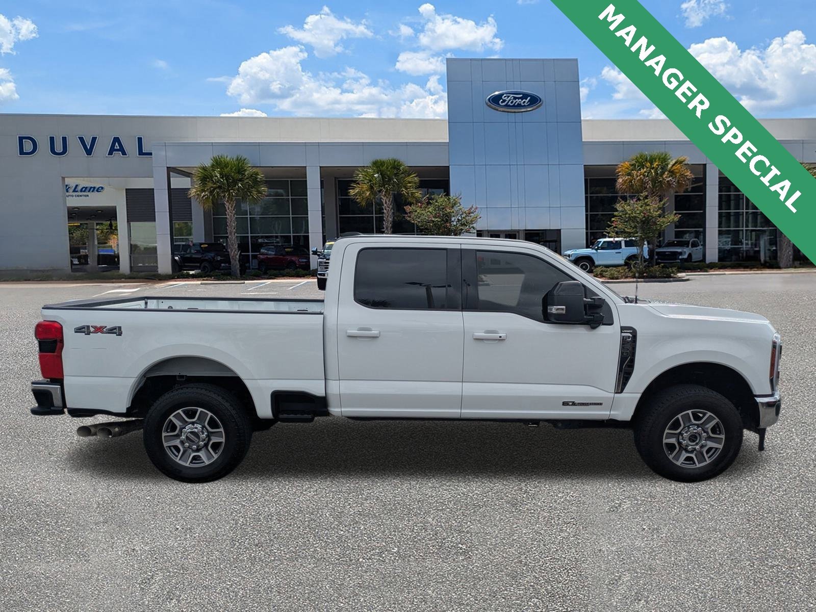 Used 2024 Ford F250 Lariat image 2