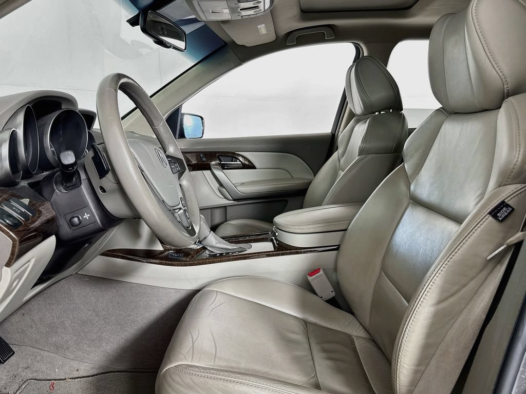 Used 2011 Acura MDX w/ Technology Package AWD/4WD image 6