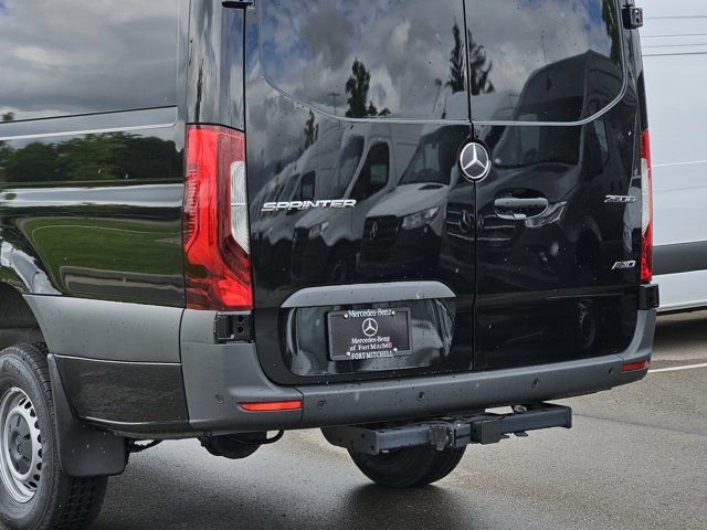 New 2025 Mercedes-Benz Sprinter 2500 image 12