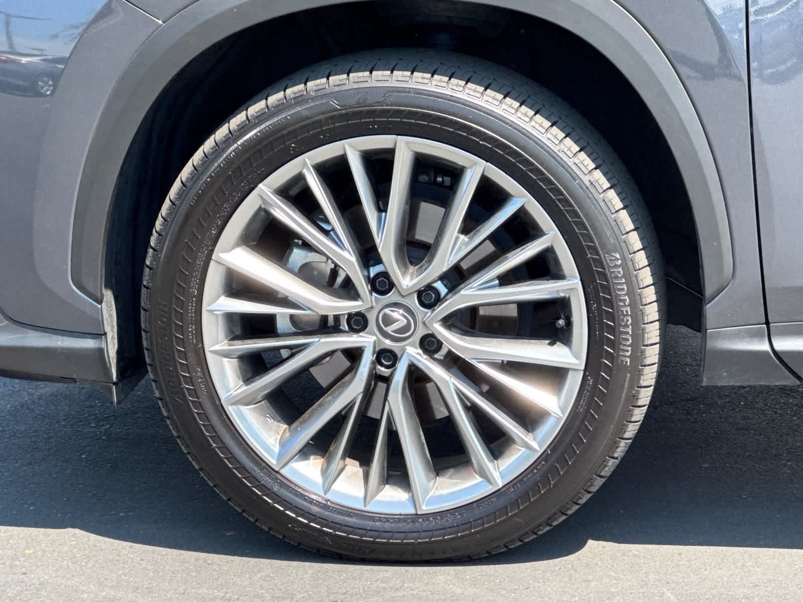 Certified 2025 Lexus NX 350 AWD w/ Accessory Package (2T) image 31
