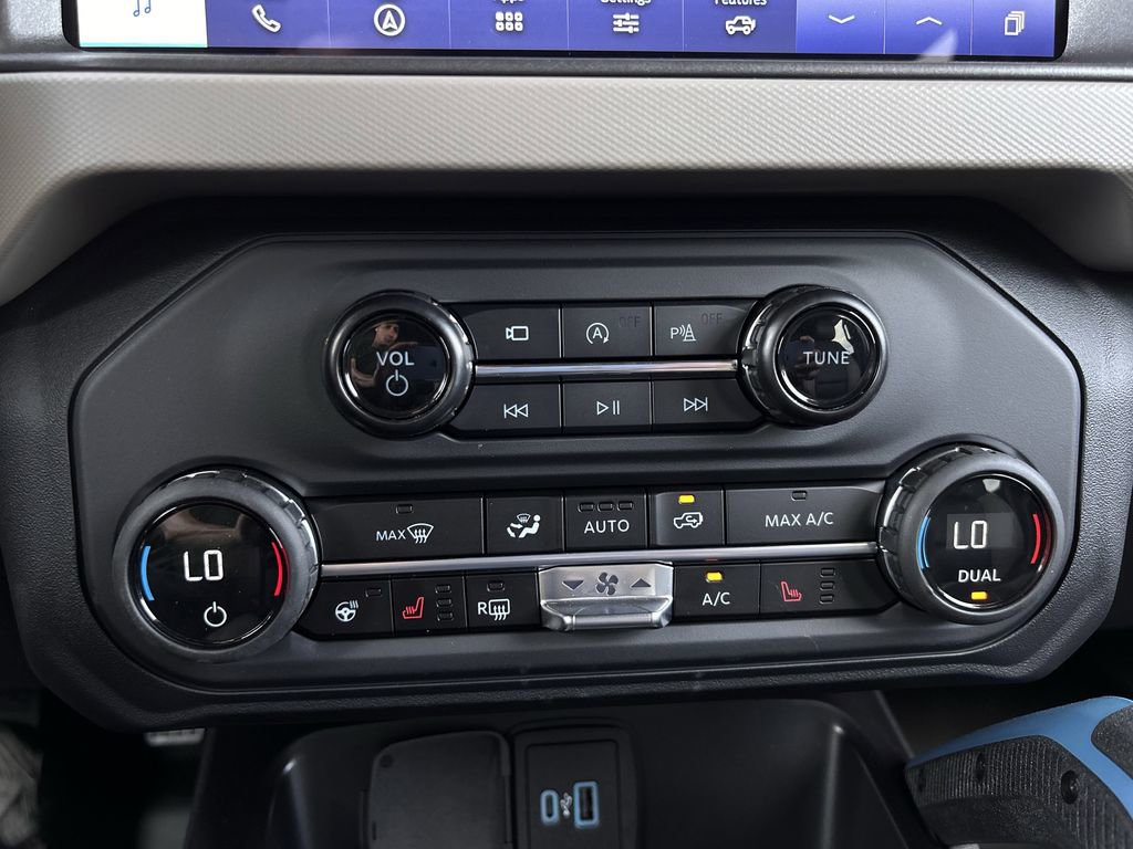 Used 2024 Ford Bronco Wildtrak image 19