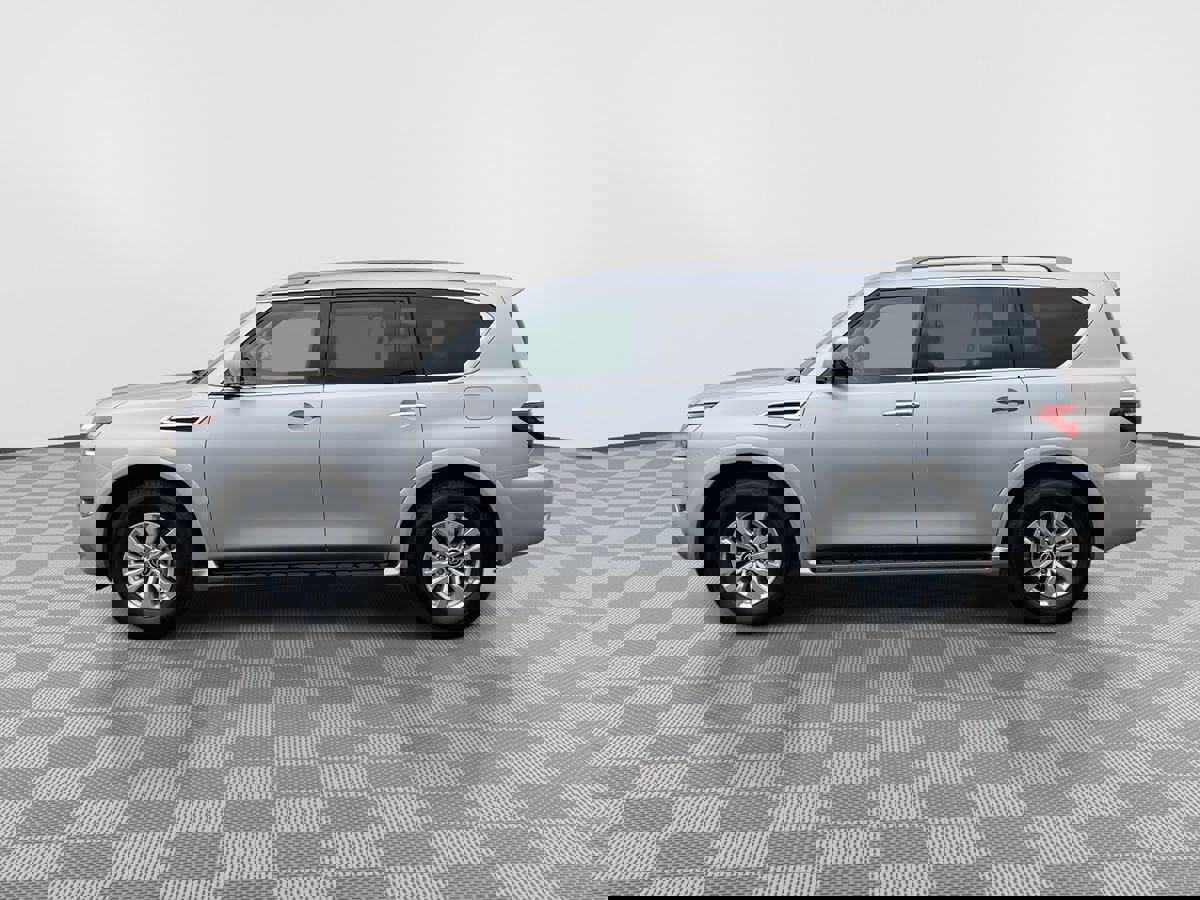 Used 2023 Nissan Armada SV image 4