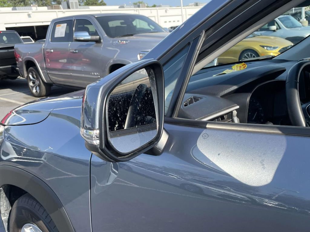 Used 2024 Toyota Corolla Cross LE FWD image 30