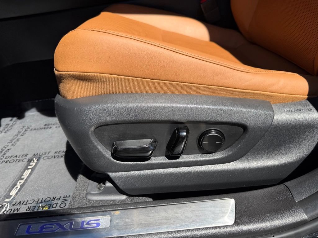 Used 2021 Lexus UX 250h w/ Premium Package AWD/4WD image 14
