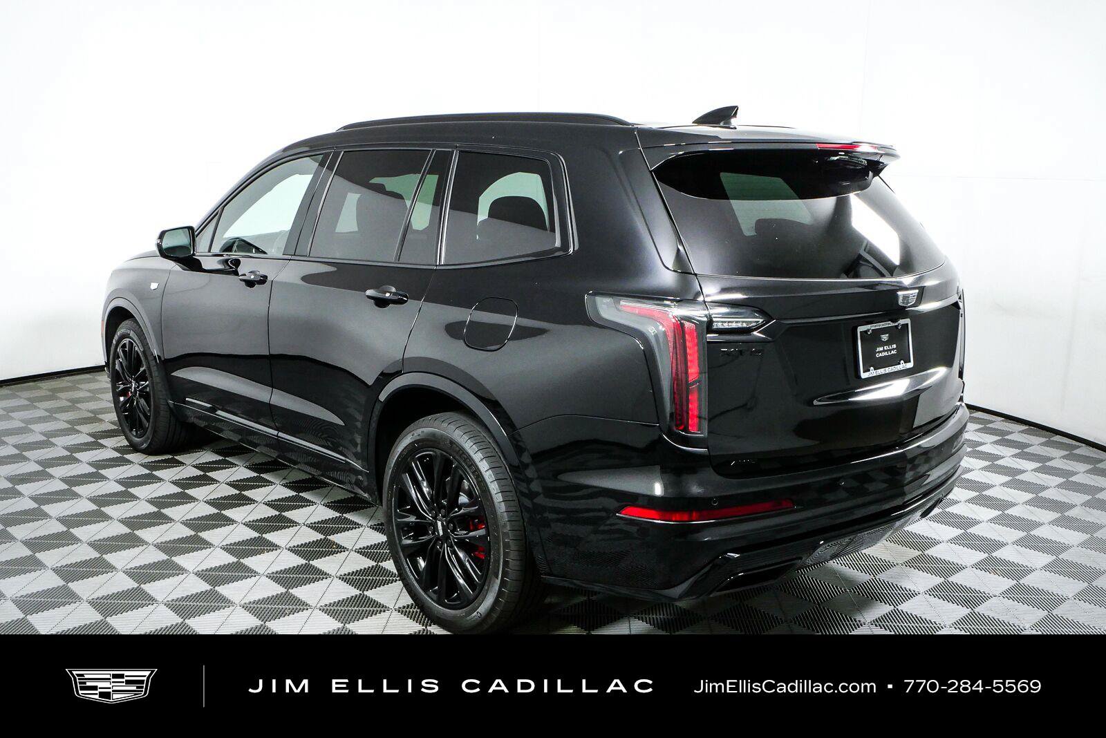 Used 2024 Cadillac XT6 Sport w/ LPO, ONYX Package AWD/4WD image 30