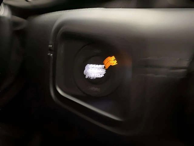 Used 2025 Jeep Wrangler Unlimited Sahara w/ Safety Group AWD/4WD image 45