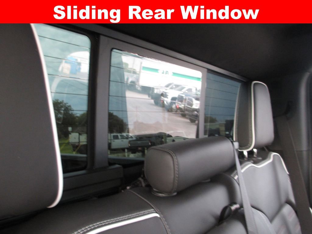Used 2026 GMC Sierra 2500 AT4X w/ LPO, Black Badging Package AWD/4WD image 29