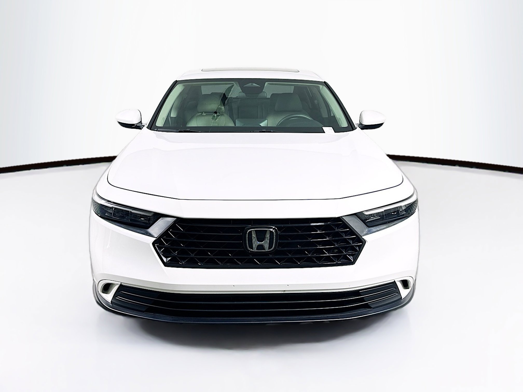 Used 2023 Honda Accord EX image 2