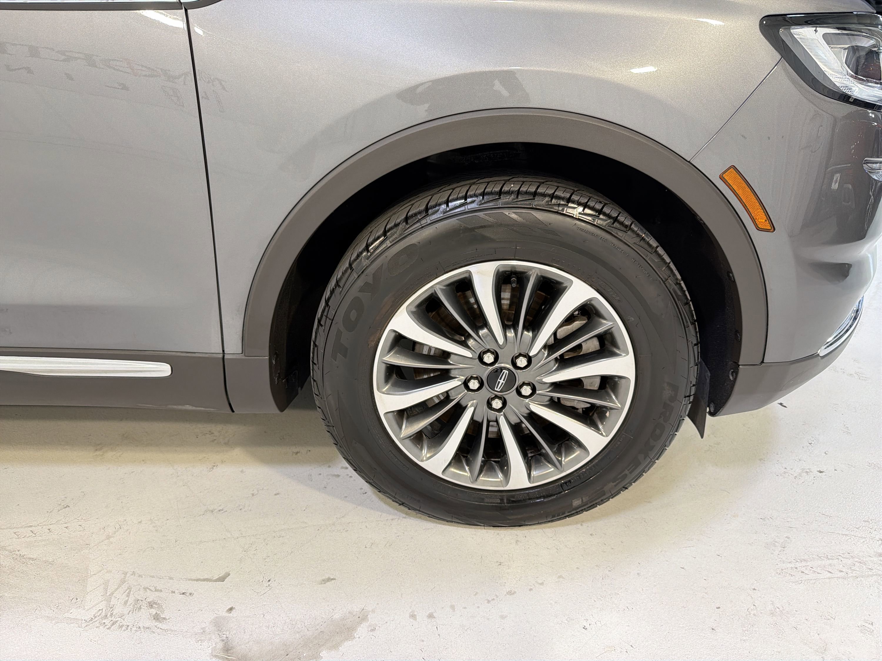 Used 2023 Lincoln Nautilus AWD w/ Premium Package image 29