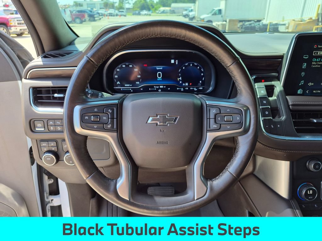 Used 2023 Chevrolet Suburban Z71 w/ Luxury Package AWD/4WD image 15