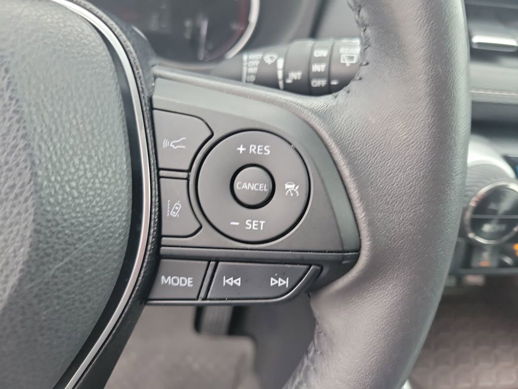 Certified 2021 Toyota RAV4 Limited image 27